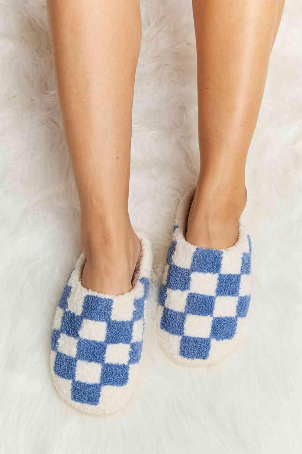 Melody Checkered Print Plush Slide Slippers - Browngold Fashion