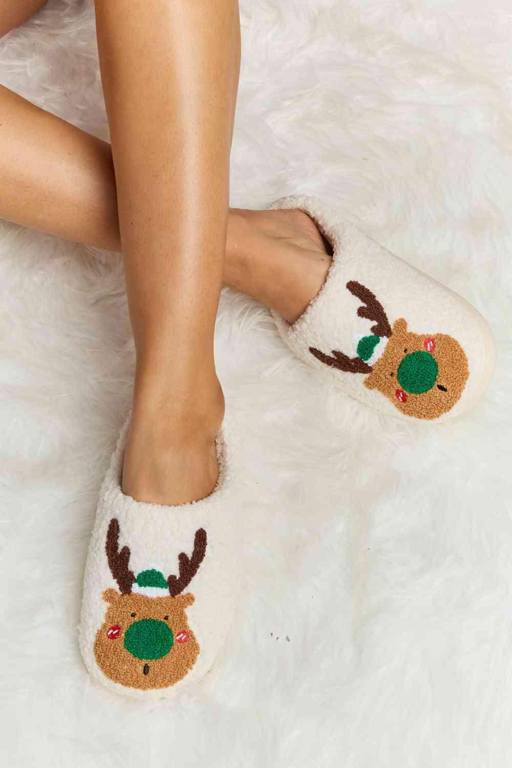 Melody Rudolph Print Plush Slide Slippers - Browngold Fashion