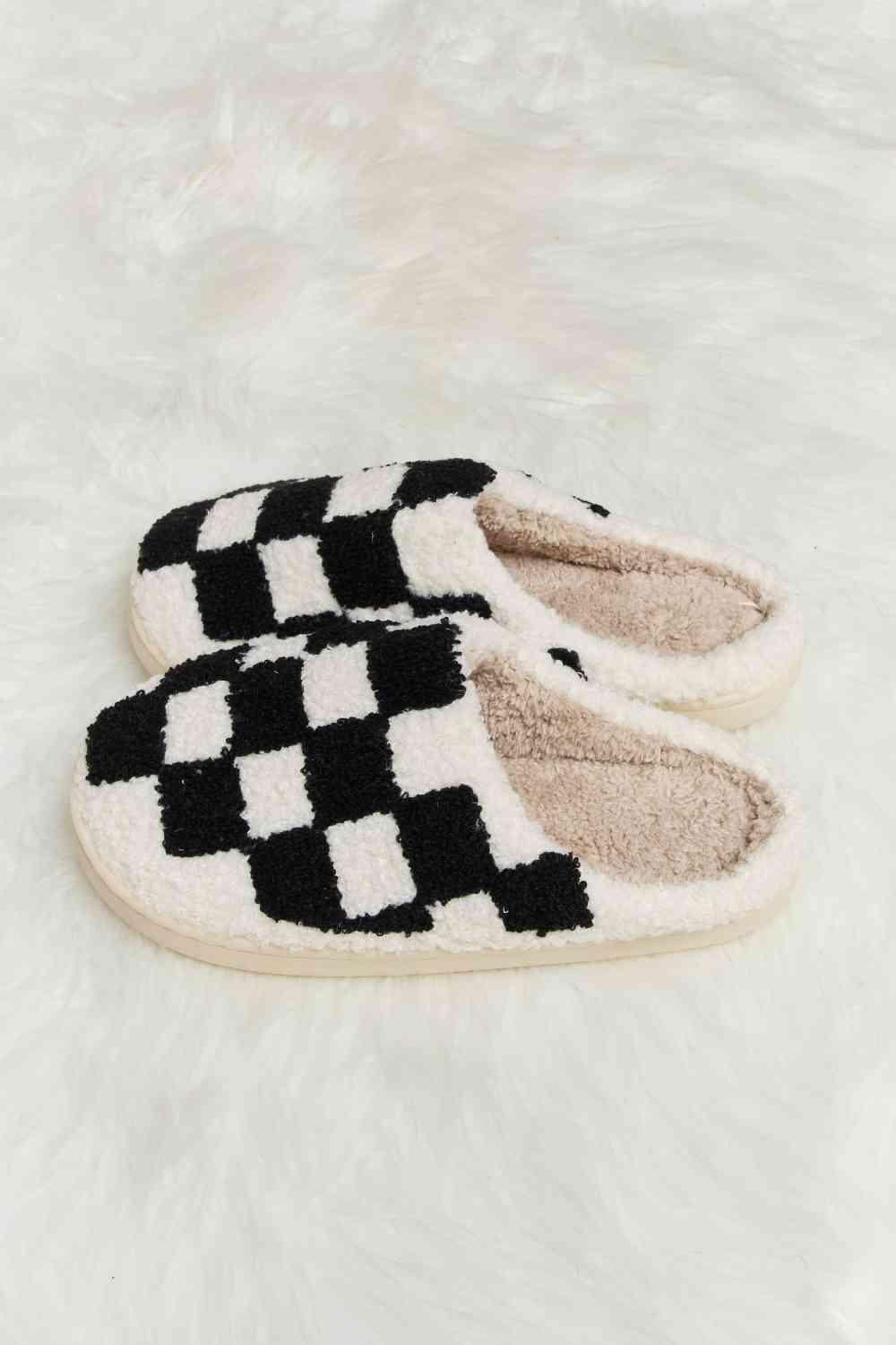 Melody Checkered Print Plush Slide Slippers - Browngold Fashion