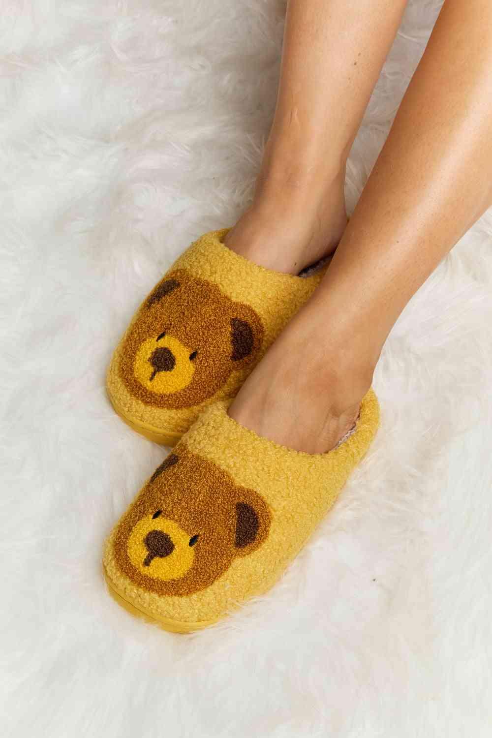 Melody Teddy Bear Print Plush Slide Slippers - Browngold Fashion