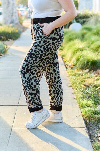 Celeste Design Full Size Leopard Contrast Sweatpants - Browngold Fashion