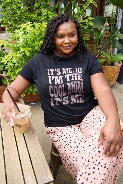 Simply Love Full Size IT'S ME,HI I'M THE COOL MOM IT'S ME Round Neck T-Shirt - Browngold Fashion