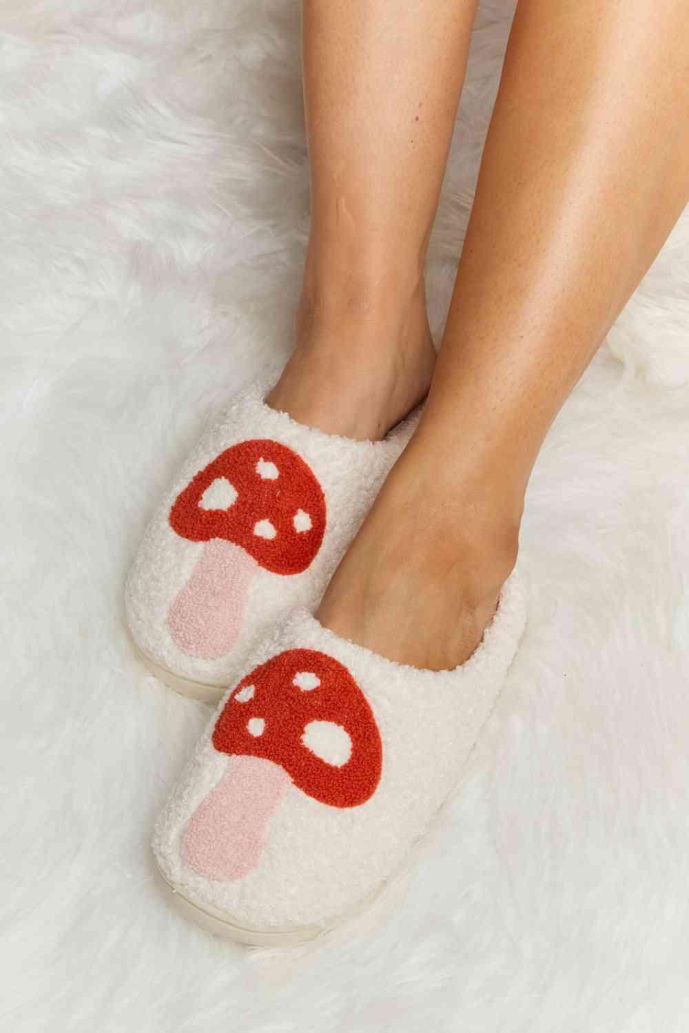 Melody Mushroom Print Plush Slide Slippers - Browngold Fashion