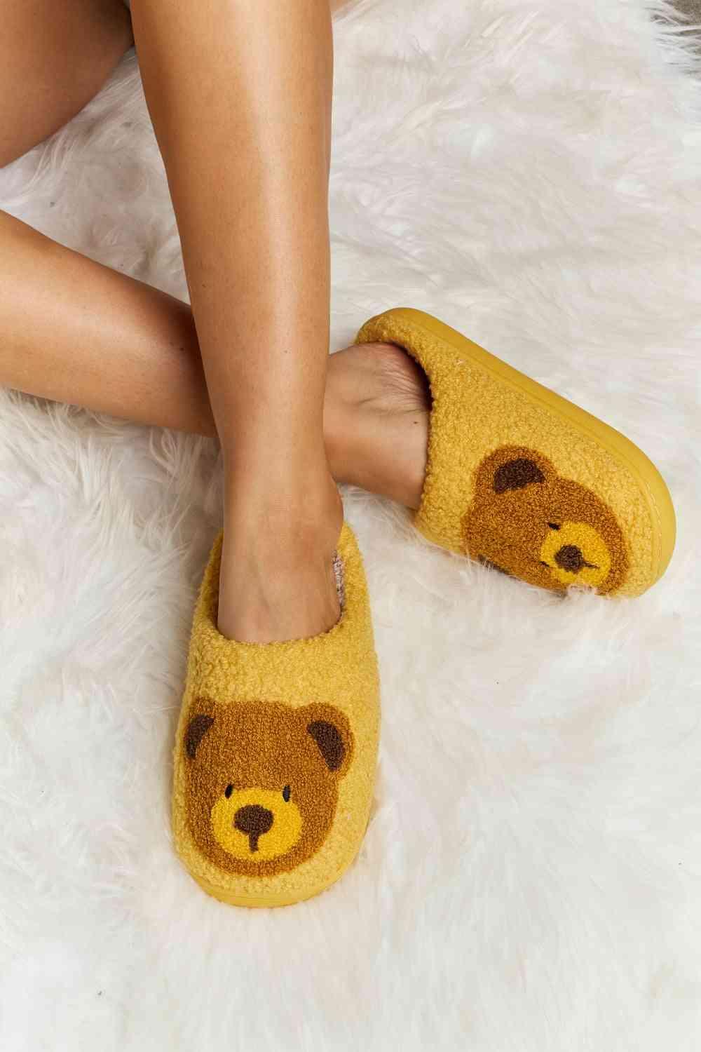 Melody Teddy Bear Print Plush Slide Slippers - Browngold Fashion