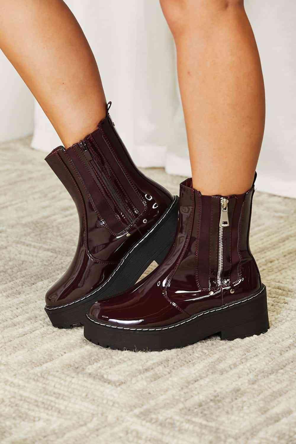 Forever Link Side Zip Platform Boots - Browngold Fashion